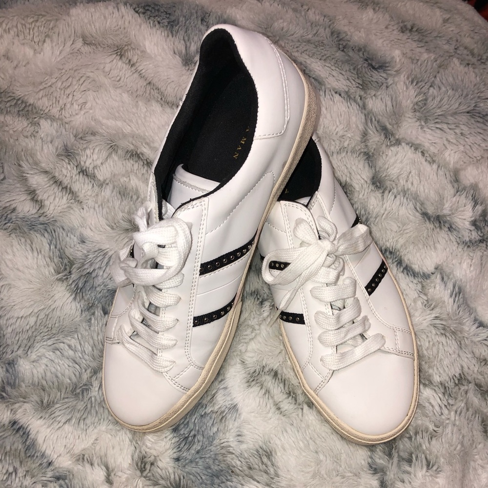 ZARA Tennis shoes w/ studs 🤩